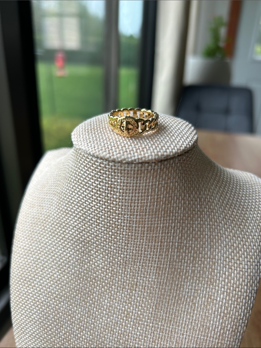 Marc Jacob’s Classic Turnkey Logo Ring NWOT